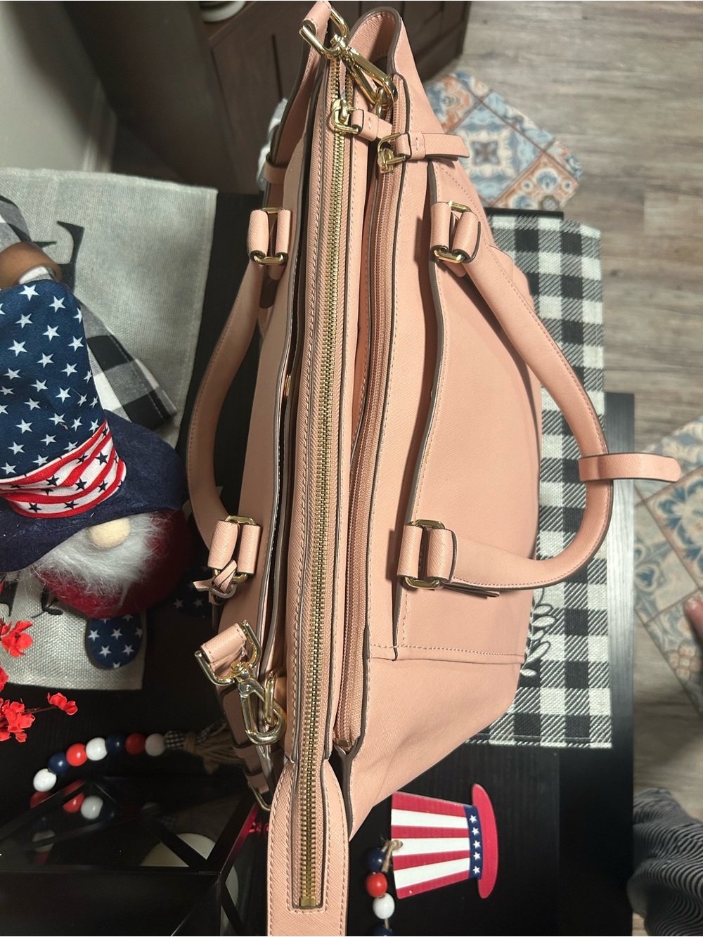 TUMI Blush Pink Varek Park Leather Tote/Laptop Bag with Adjustable Strap - Picture 4 of 16